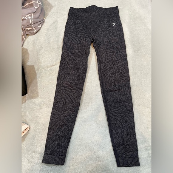 Gymshark Pants - Gymshark animal adapt seamless leggings